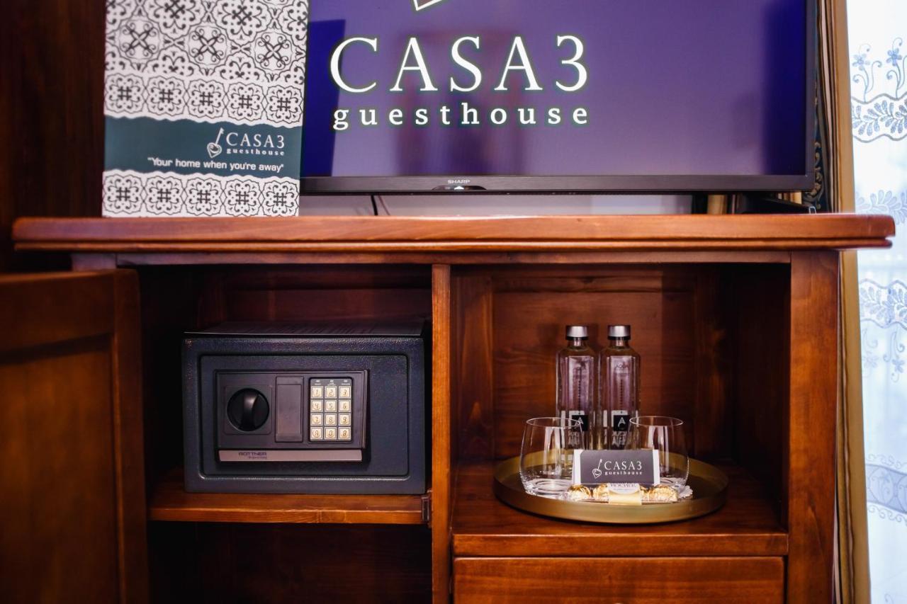 Casa 3 Guesthouse オラデア エクステリア 写真