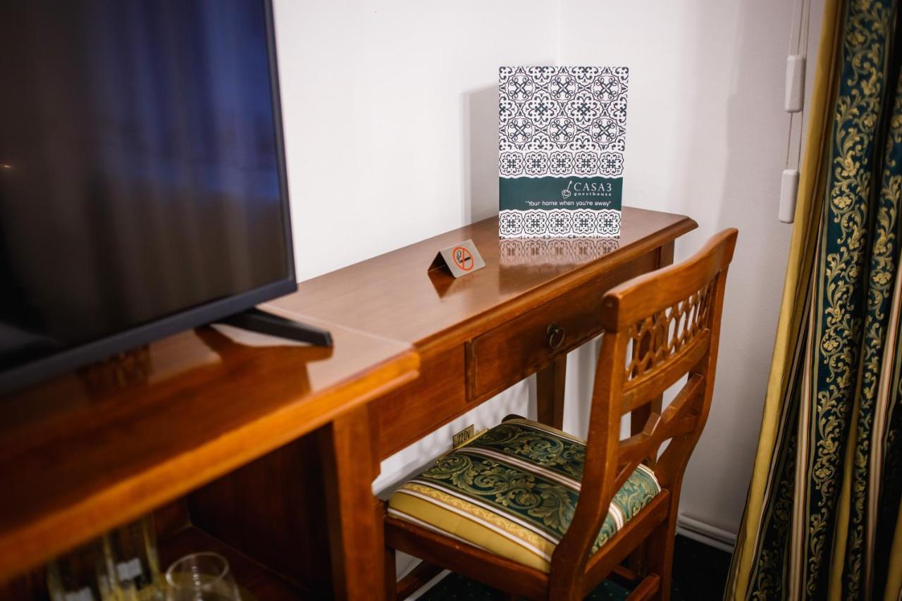 Casa 3 Guesthouse オラデア エクステリア 写真